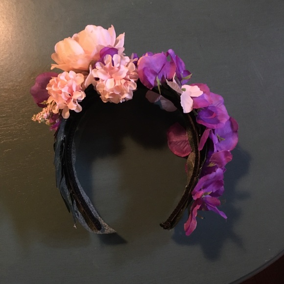 Peony and Wisteria Flower Crown - Picture 4 of 12